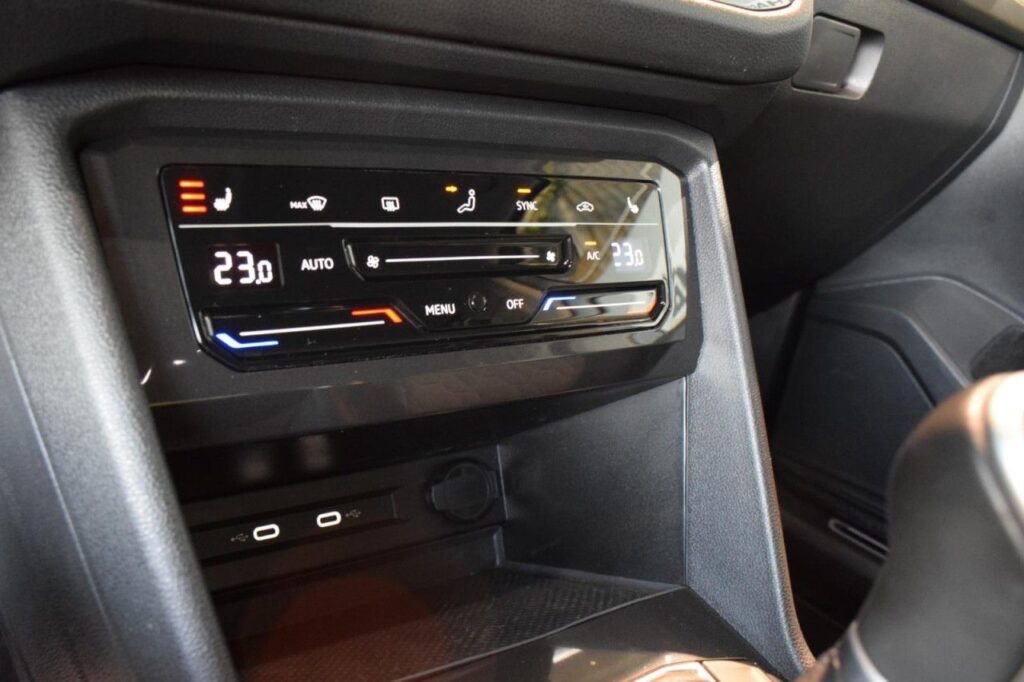 Volkswagen Tiguan Allspace Exposé-Bild 15