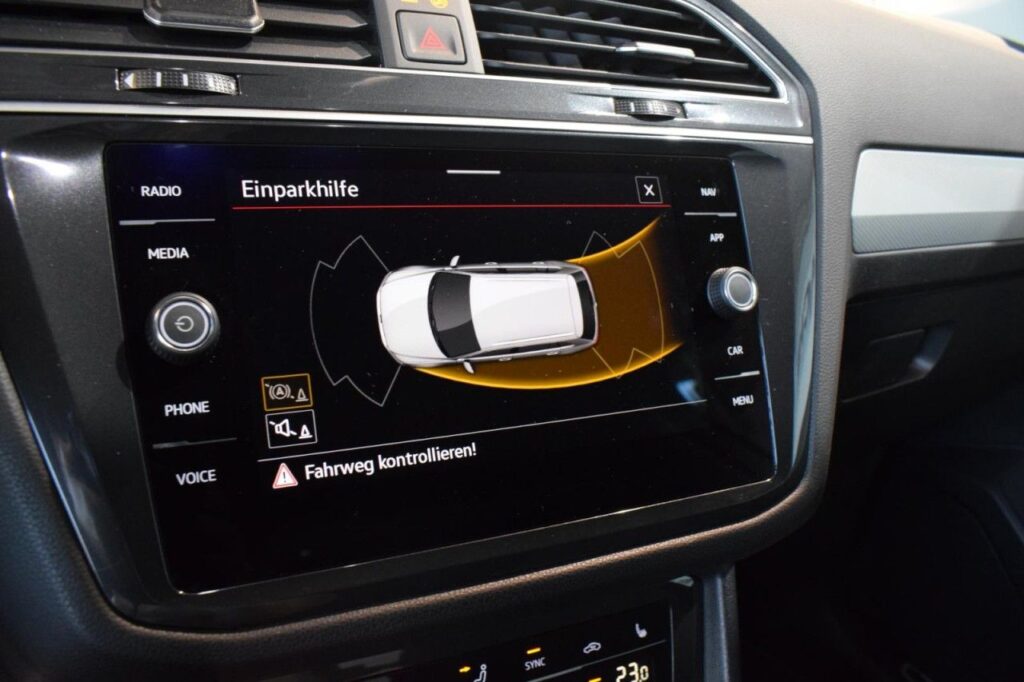 Volkswagen Tiguan Allspace Exposé-Bild 16