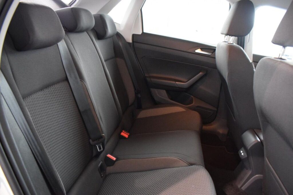 Volkswagen Polo Exposé-Bild 8