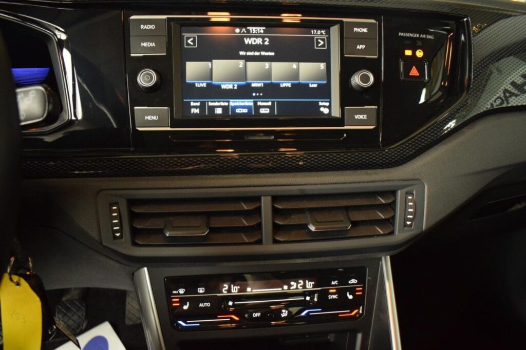 Volkswagen Polo Exposé-Bild 13