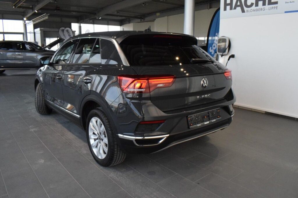 Volkswagen T-Roc Exposé-Bild 4