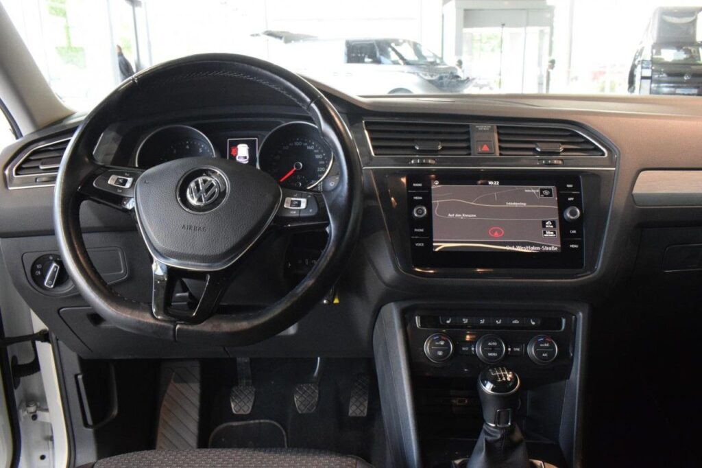 webc vehicle 75894 420658839 010.jpg