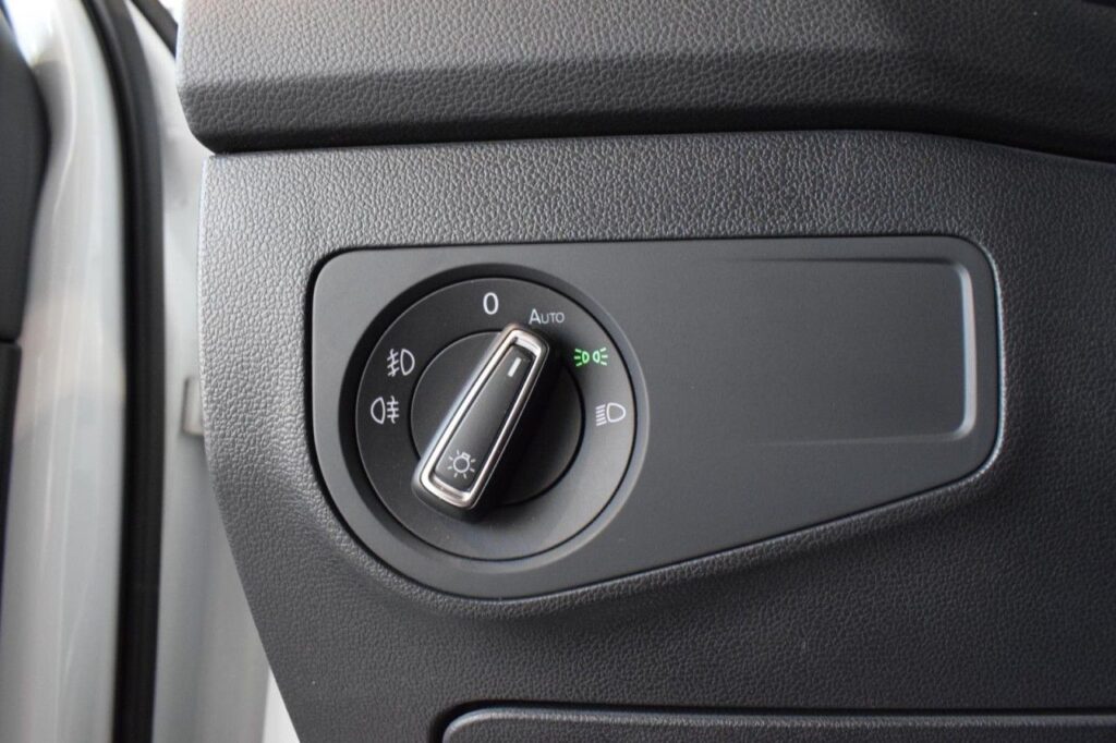 webc vehicle 75894 420658839 015.jpg