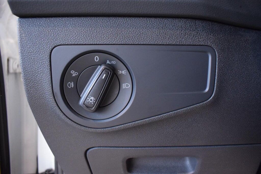 Volkswagen Tiguan Exposé-Bild 12