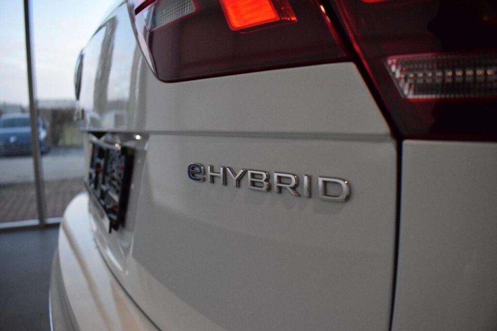 Volkswagen Tiguan Exposé-Bild 17