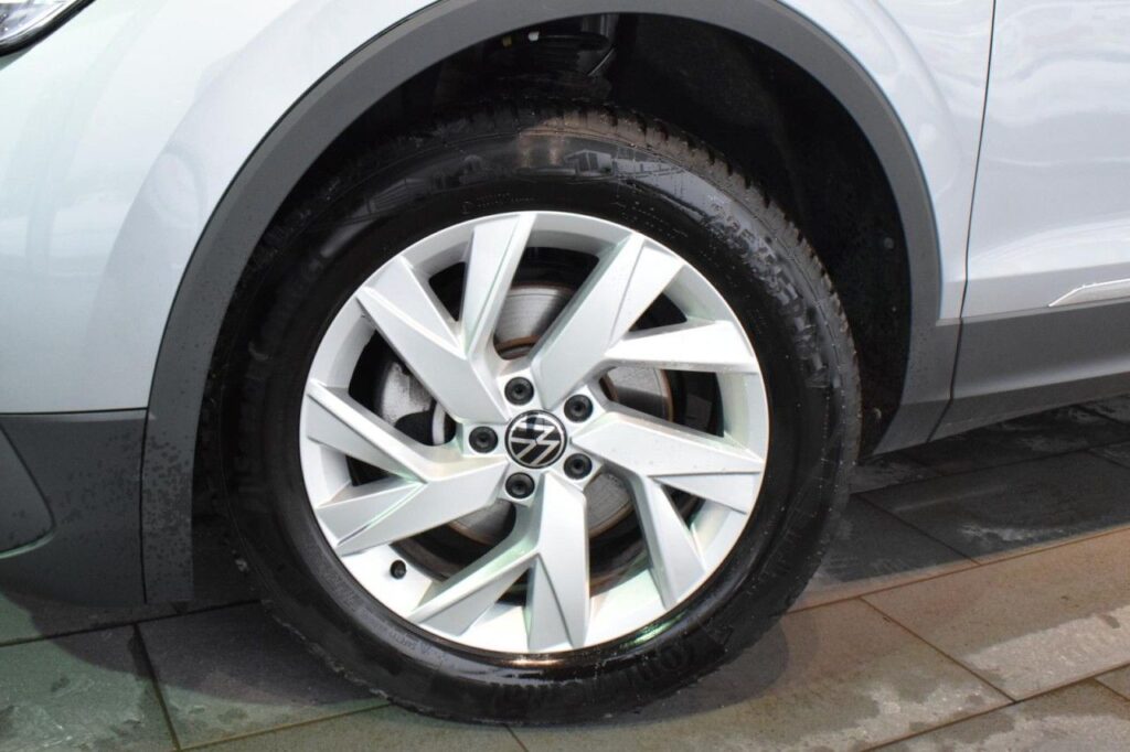 Volkswagen Tiguan Allspace Exposé-Bild 21