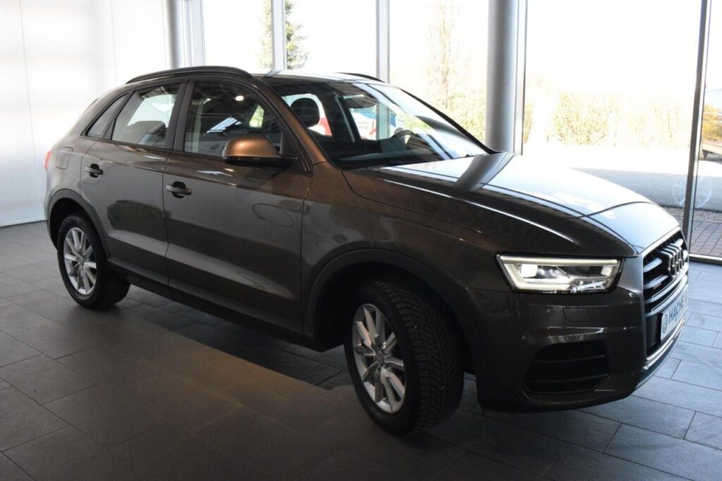 Audi Q3 Exposé-Bild 2