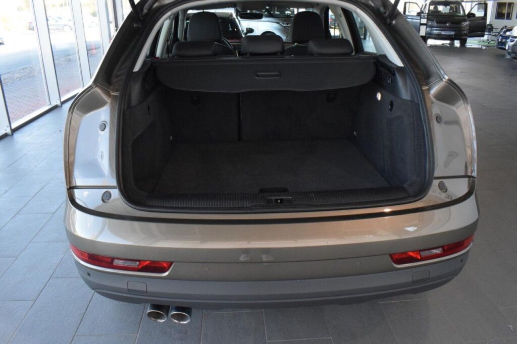 Audi Q3 Exposé-Bild 9
