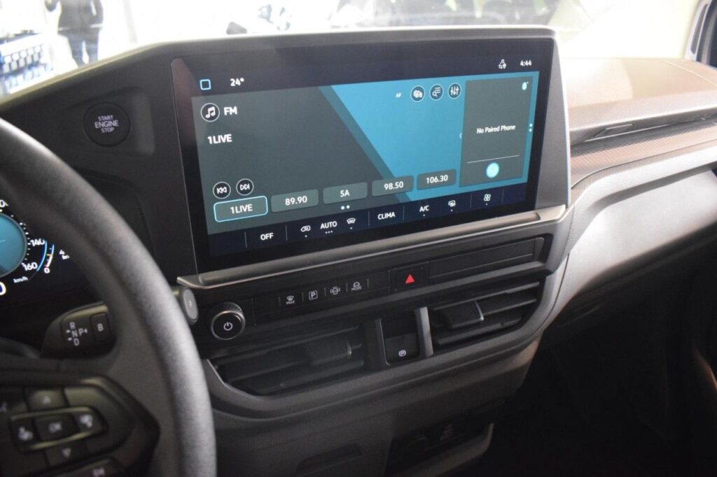 webc vehicle 83983 420945522 008.jpg