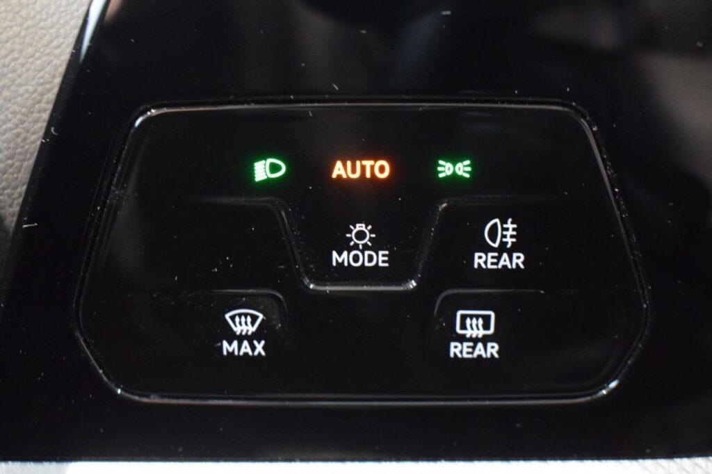 Volkswagen Golf Exposé-Bild 11