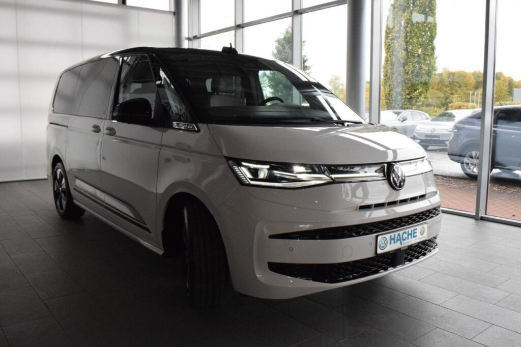 Volkswagen T7 Multivan Exposé-Bild 2