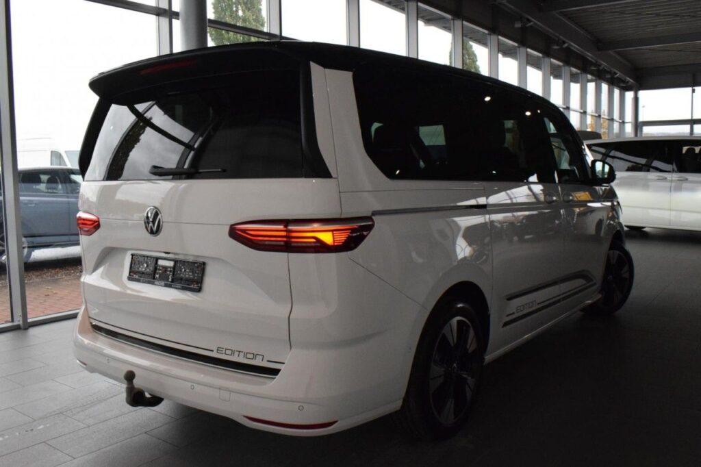 Volkswagen T7 Multivan Exposé-Bild 3