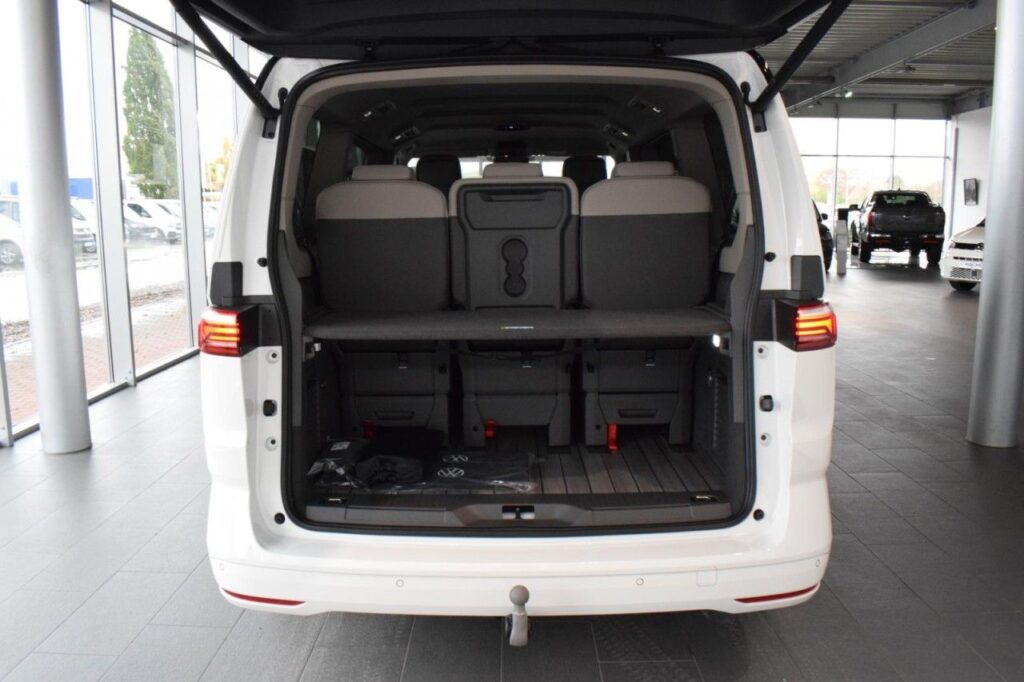 Volkswagen T7 Multivan Exposé-Bild 6
