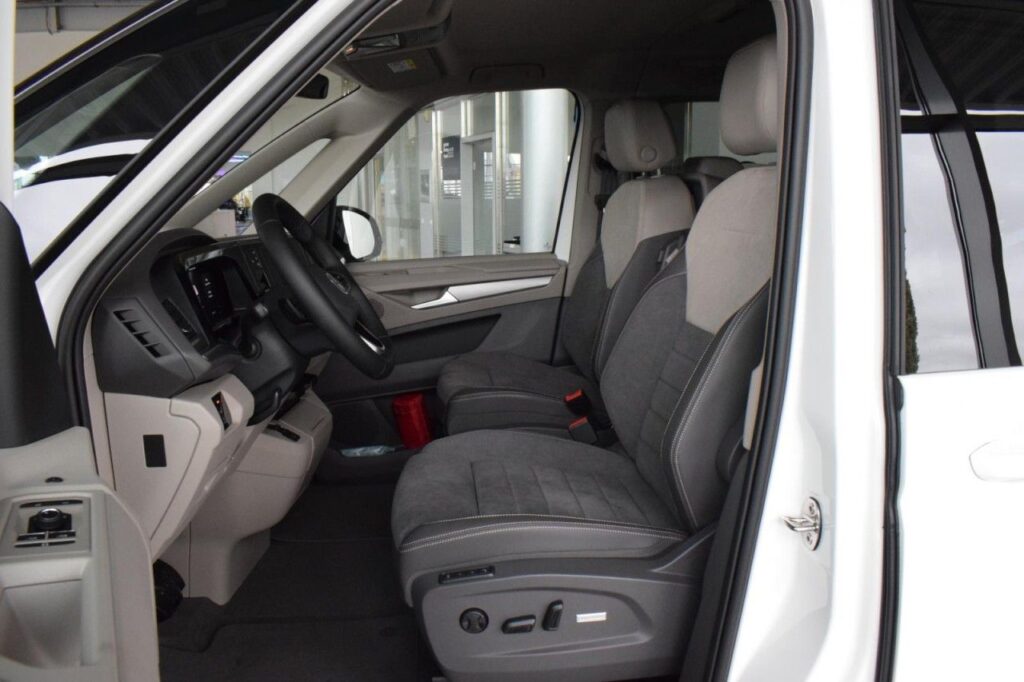 Volkswagen T7 Multivan Exposé-Bild 7