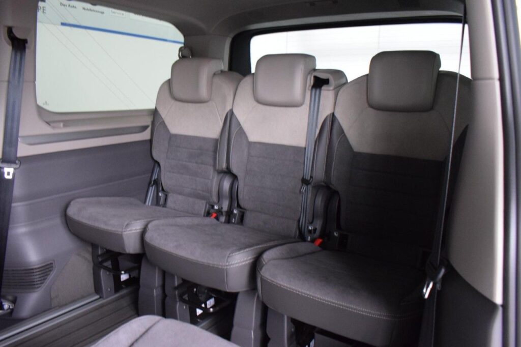 Volkswagen T7 Multivan Exposé-Bild 8