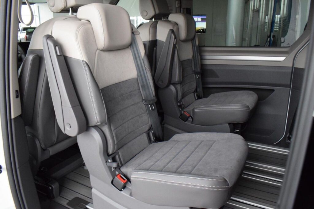 Volkswagen T7 Multivan Exposé-Bild 9