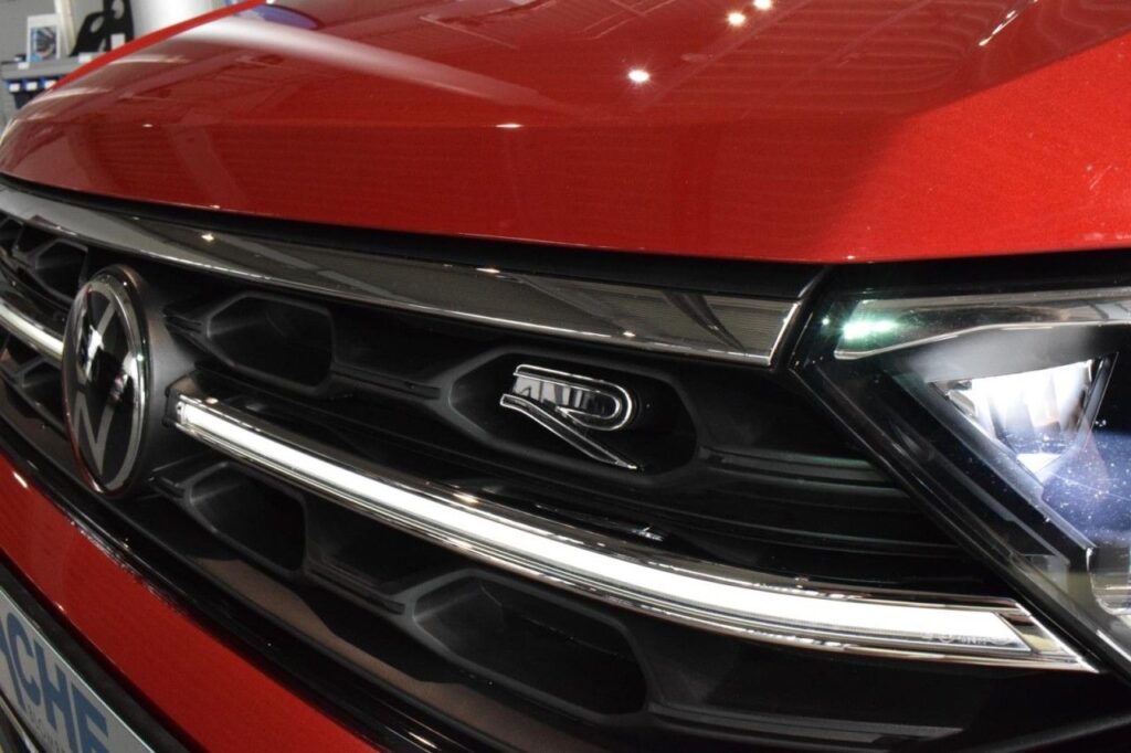 Volkswagen T-Roc Exposé-Bild 18