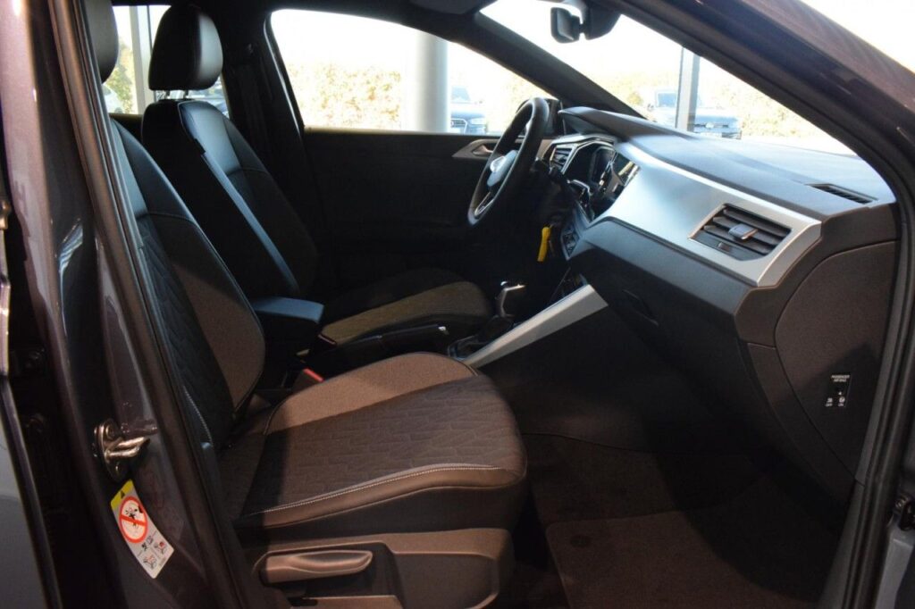 Volkswagen Taigo Exposé-Bild 7