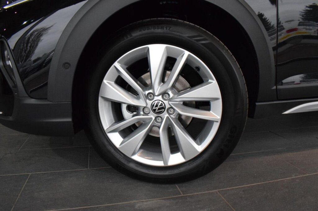 Volkswagen Taigo Exposé-Bild 18