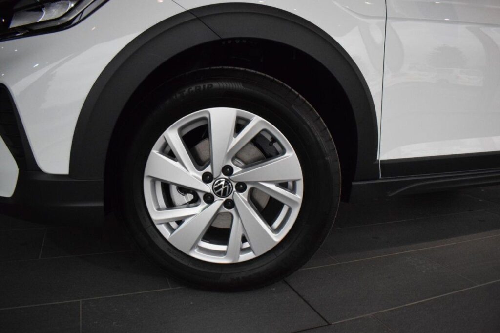 Volkswagen Taigo Exposé-Bild 18