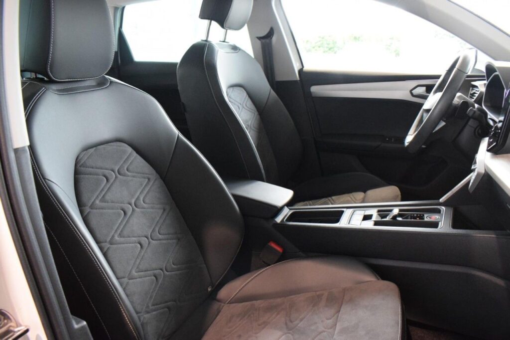 Seat Leon Exposé-Bild 7