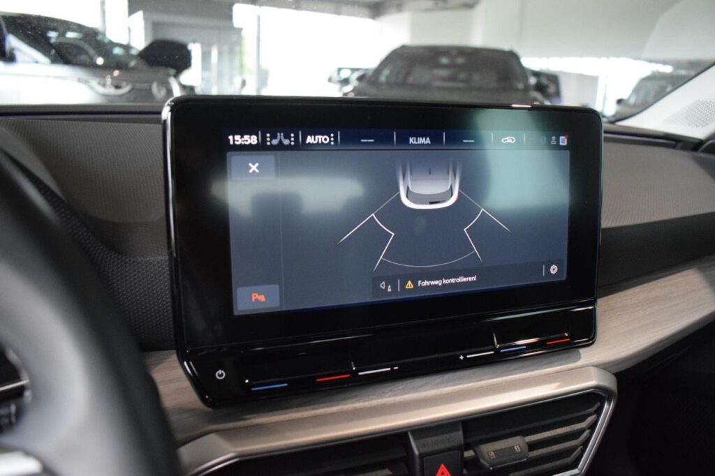 Seat Leon Exposé-Bild 14