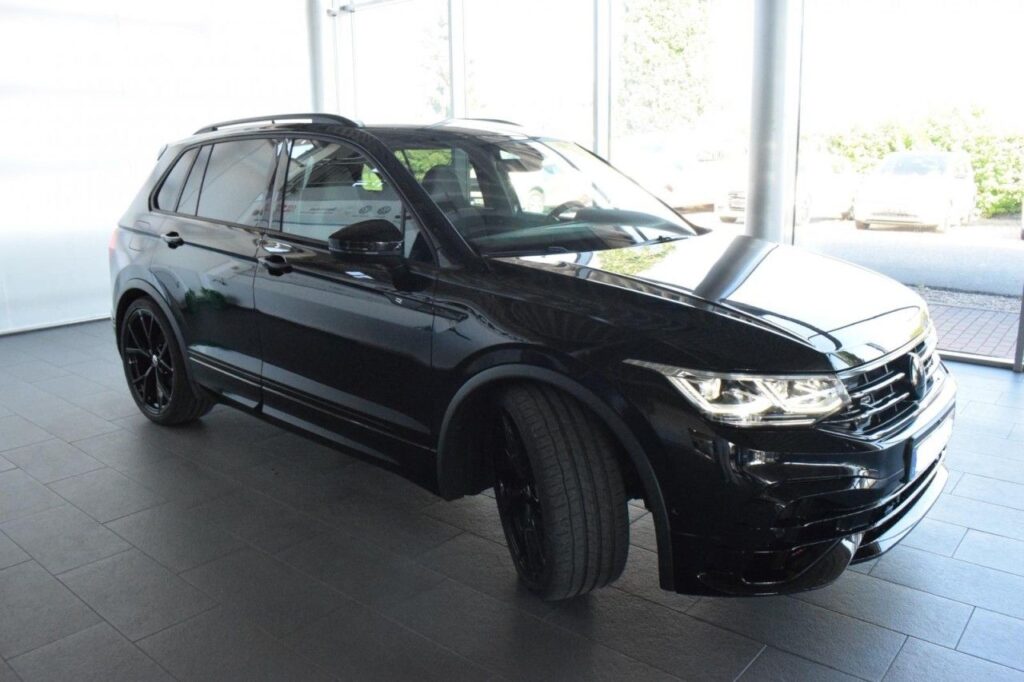 Volkswagen Tiguan Exposé-Bild 2