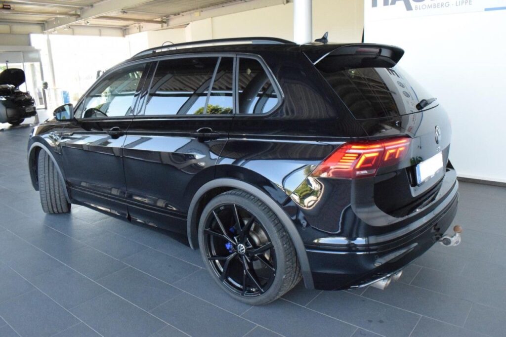 Volkswagen Tiguan Exposé-Bild 4