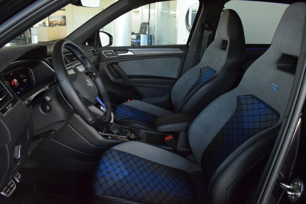 Volkswagen Tiguan Exposé-Bild 5