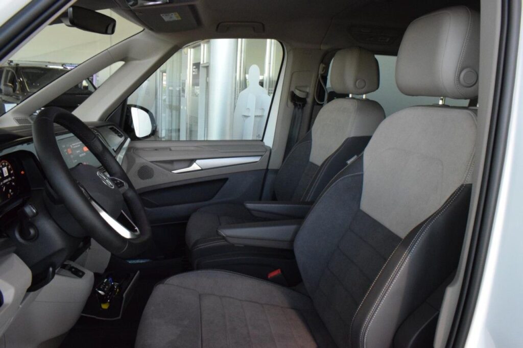 Volkswagen T7 Multivan Exposé-Bild 5