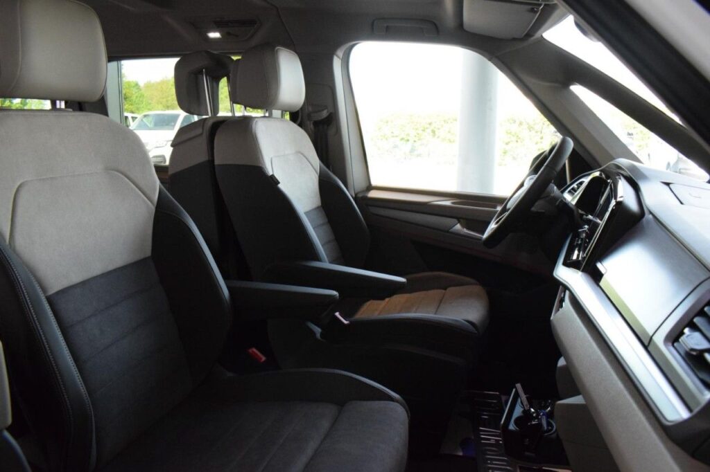 Volkswagen T7 Multivan Exposé-Bild 7