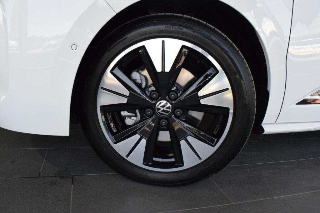 Volkswagen T7 Multivan Exposé-Bild 19