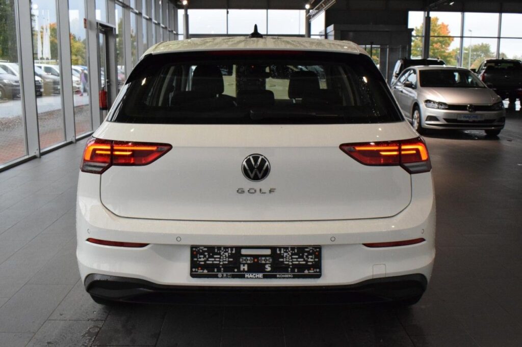 Volkswagen Golf Exposé-Bild 5