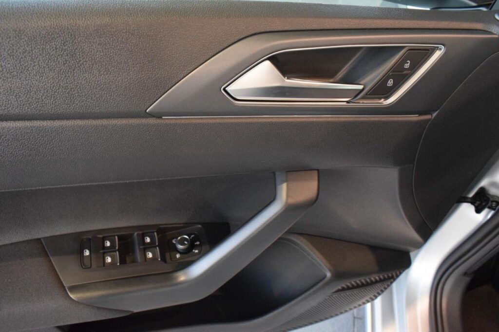 Volkswagen Taigo Exposé-Bild 6