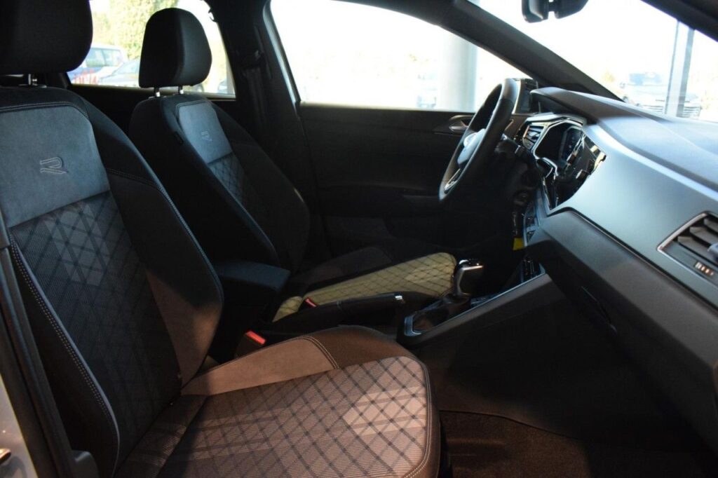 Volkswagen Taigo Exposé-Bild 7