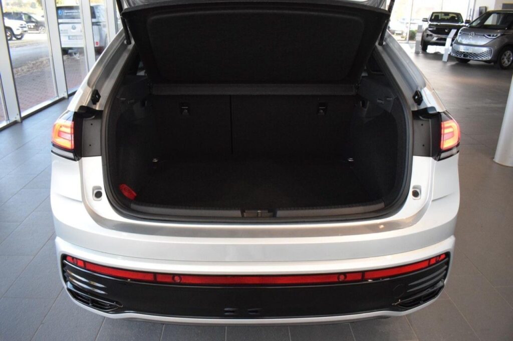 Volkswagen Taigo Exposé-Bild 9