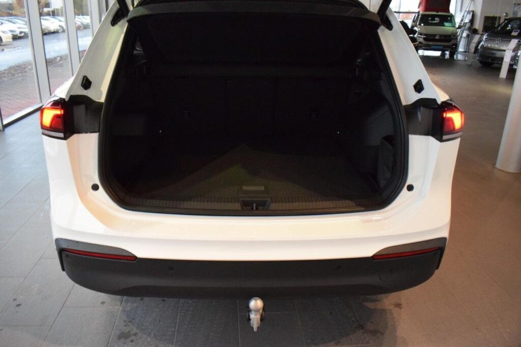 Volkswagen Tiguan Exposé-Bild 5