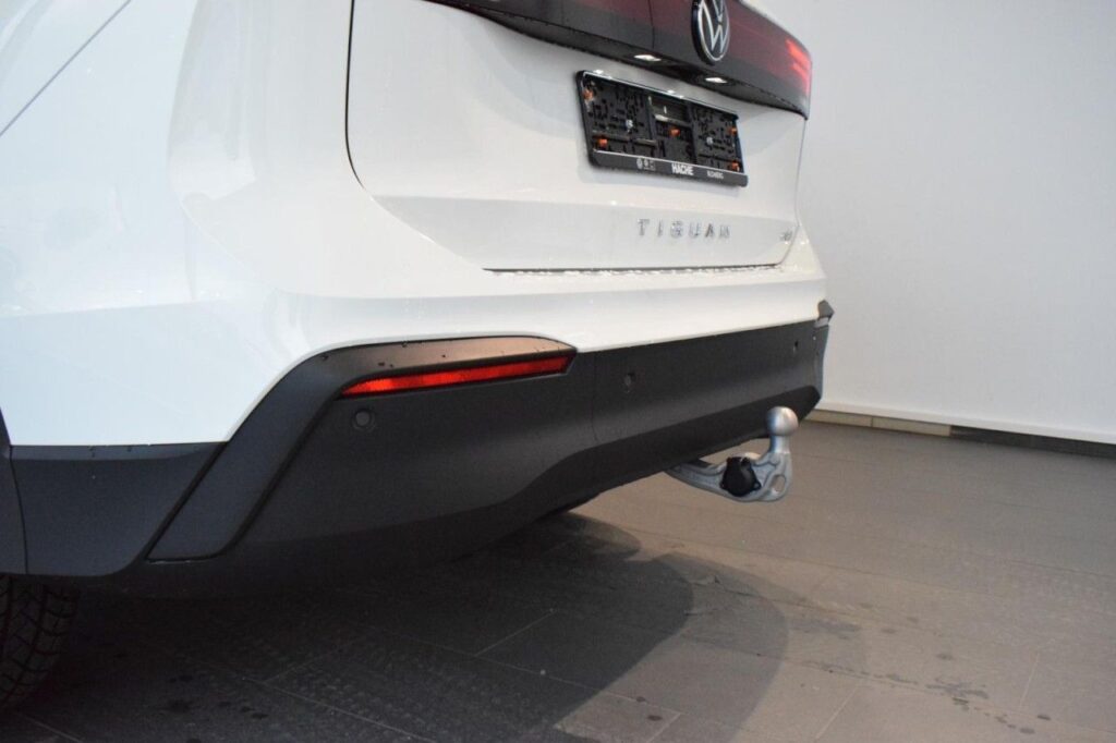 Volkswagen Tiguan Exposé-Bild 15