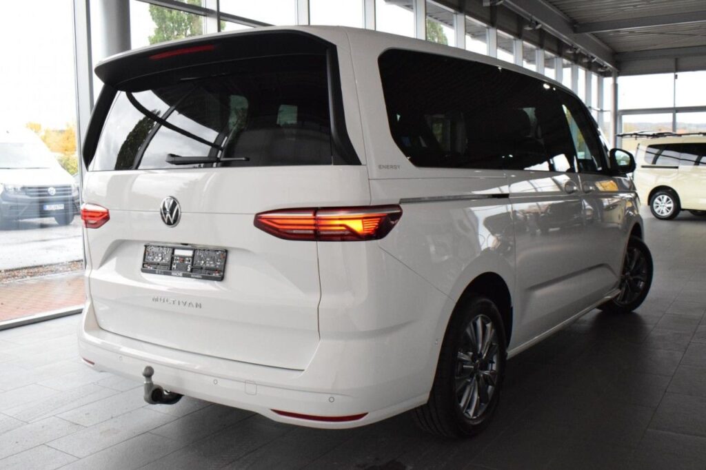 Volkswagen T7 Multivan Exposé-Bild 3