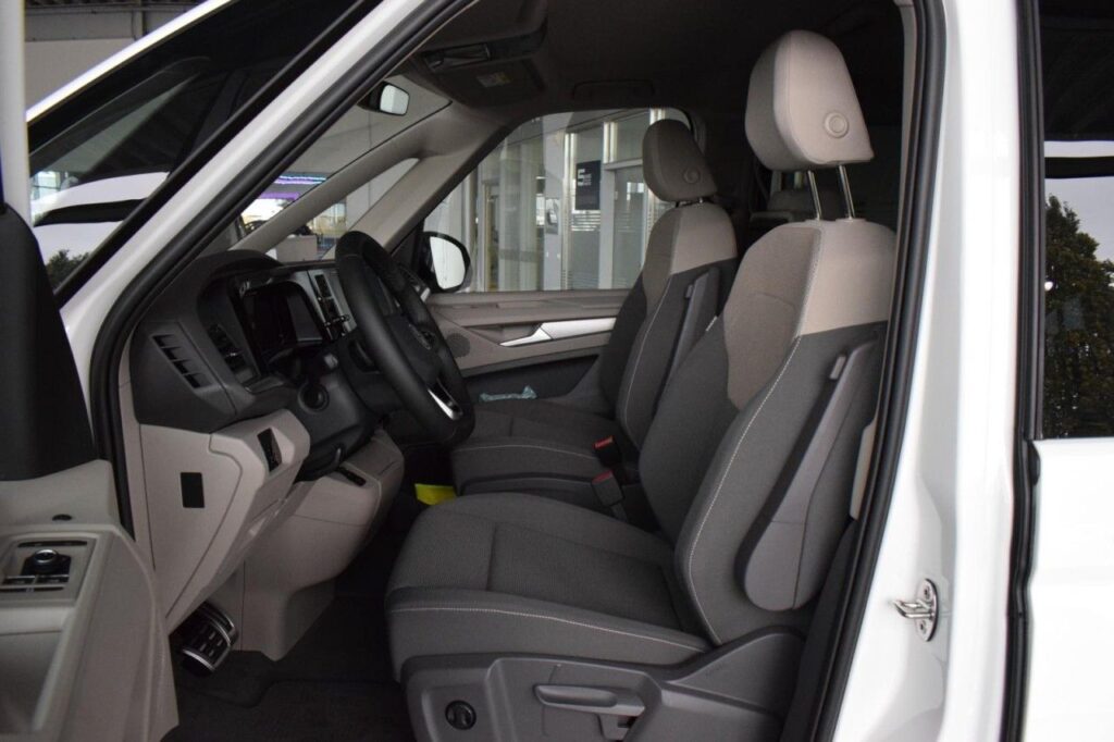 Volkswagen T7 Multivan Exposé-Bild 7