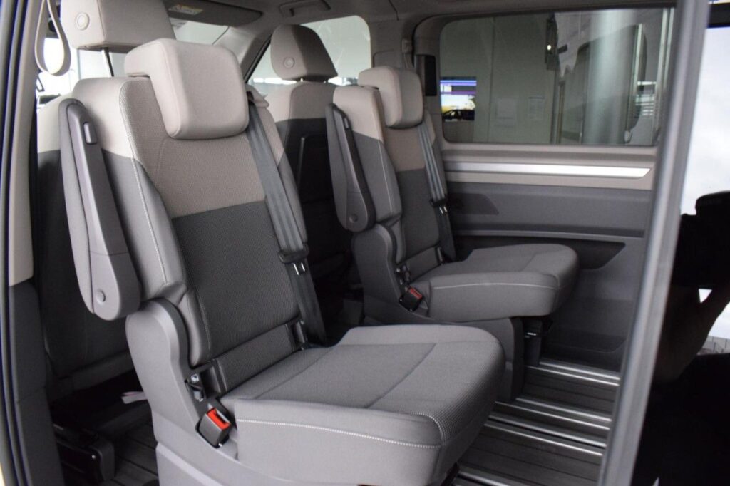 Volkswagen T7 Multivan Exposé-Bild 8