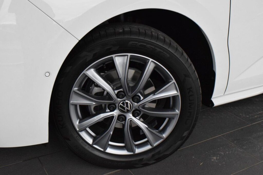 Volkswagen T7 Multivan Exposé-Bild 18