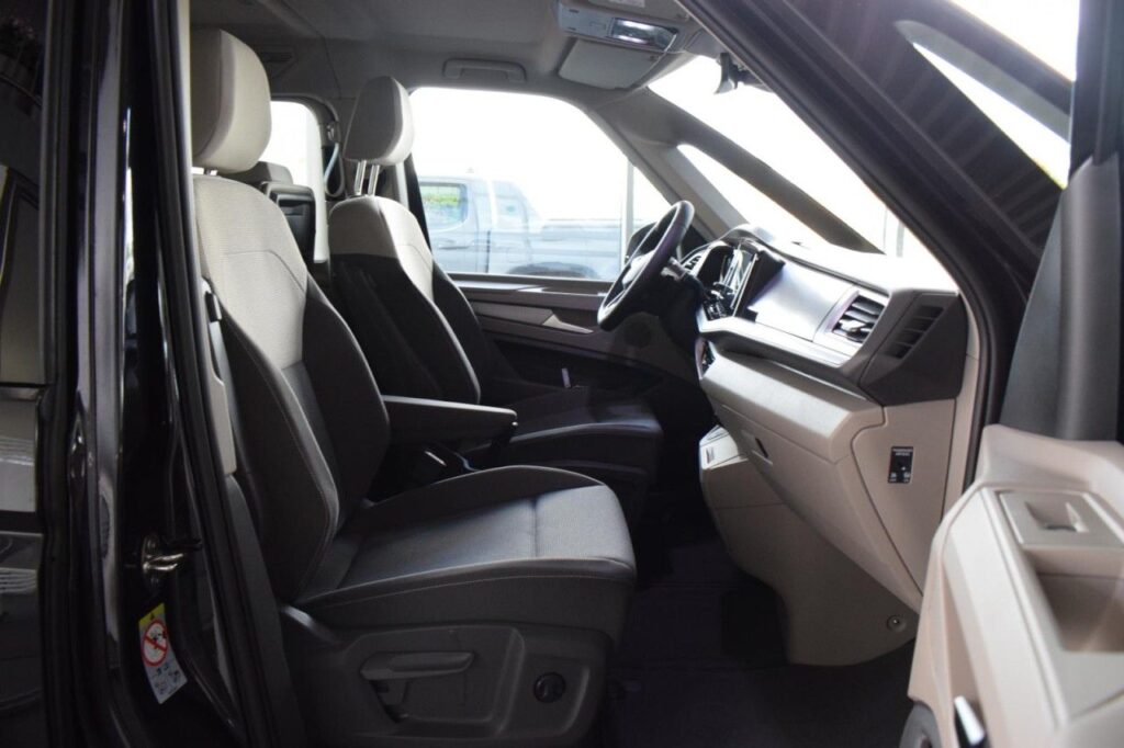 Volkswagen T7 Multivan Exposé-Bild 9