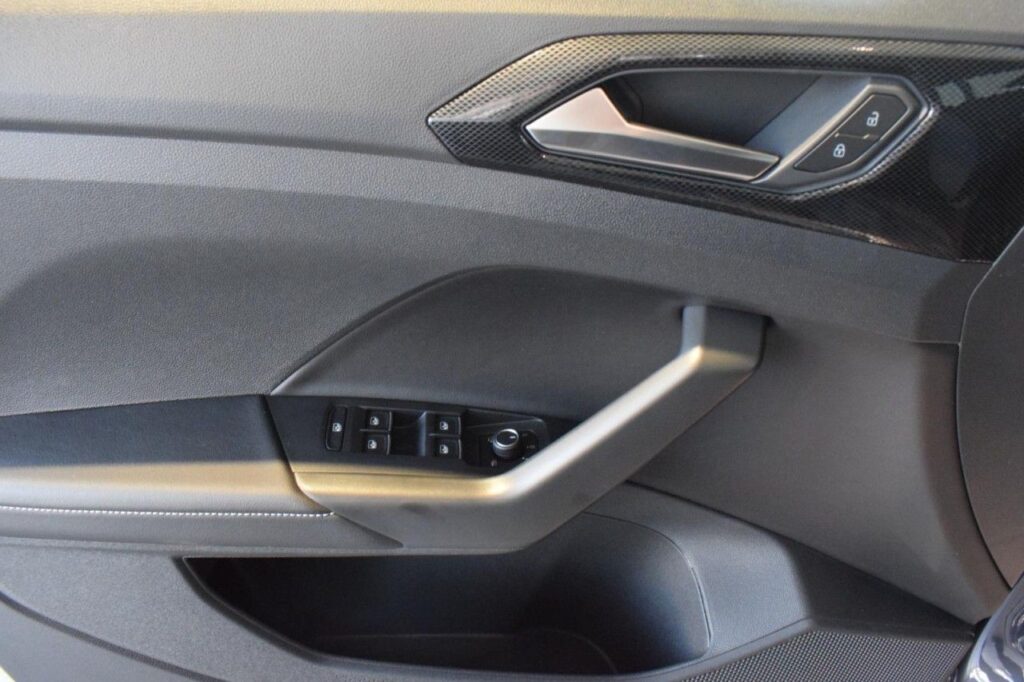 Volkswagen T-Cross Exposé-Bild 6