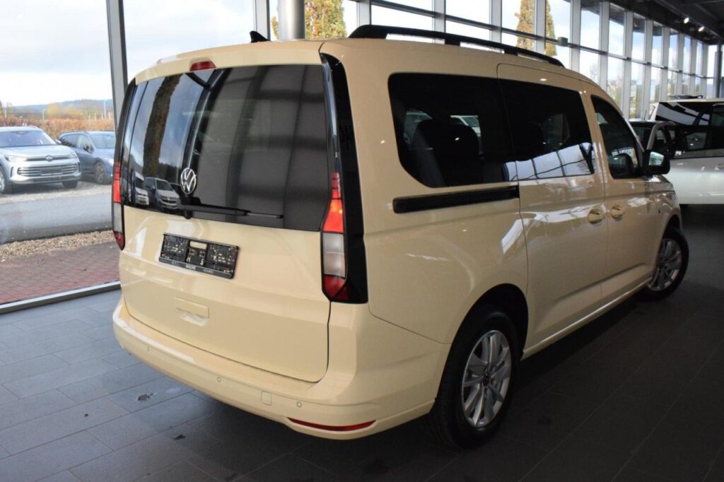 Volkswagen Caddy Exposé-Bild 3