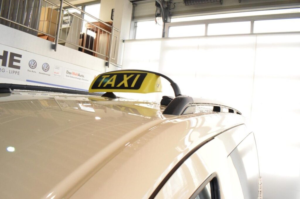 Volkswagen Caddy Exposé-Bild 19