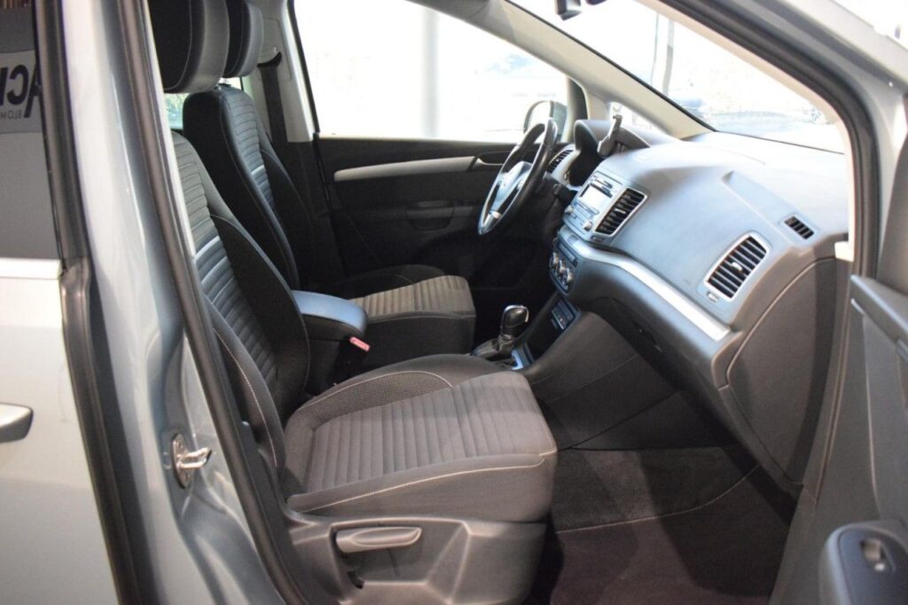 Volkswagen Sharan Exposé-Bild 7