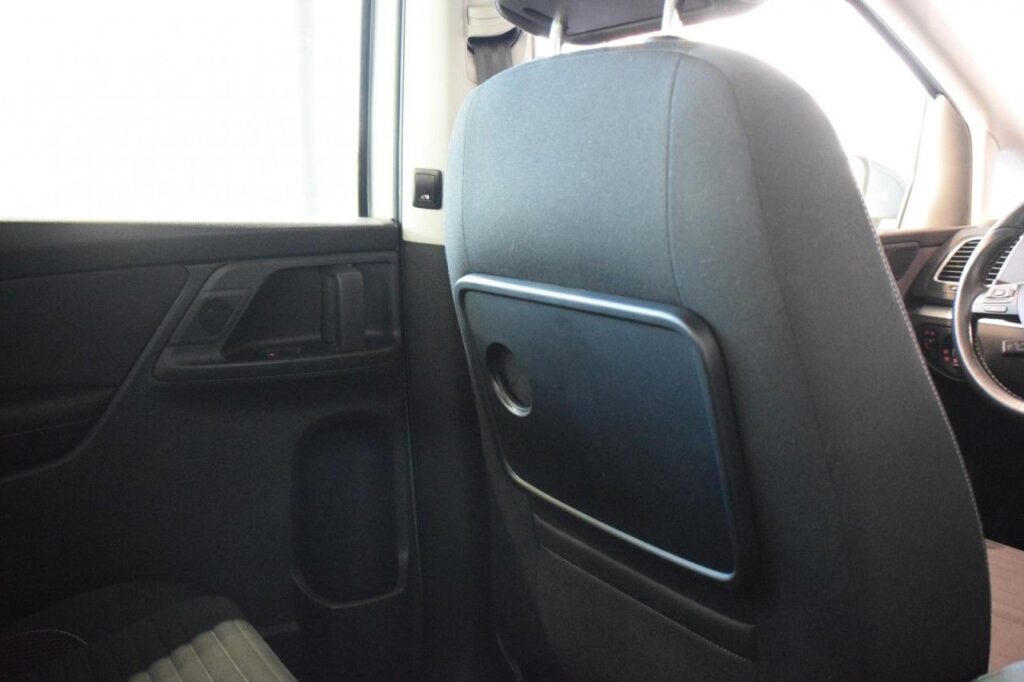 Volkswagen Sharan Exposé-Bild 17