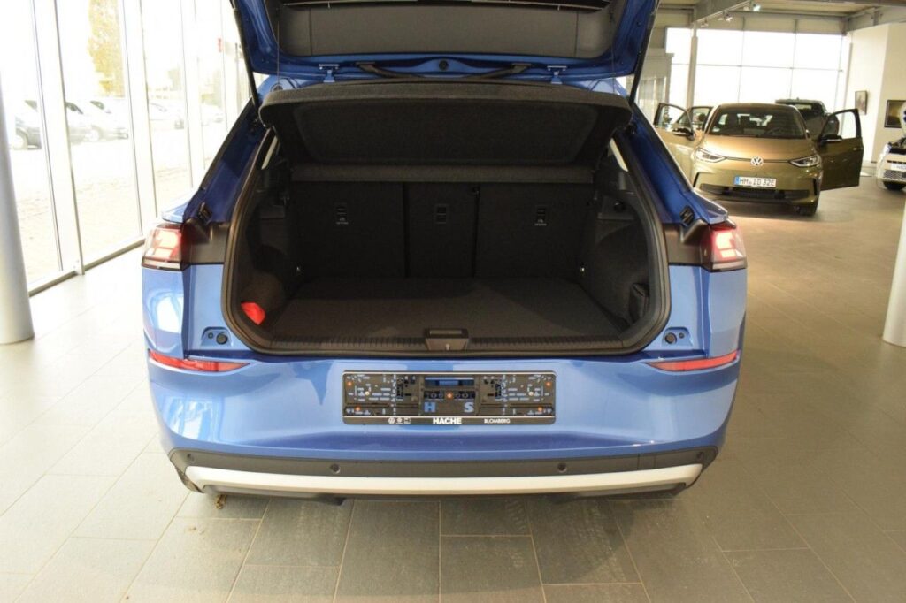 Volkswagen T-Roc Exposé-Bild 6