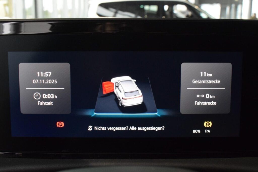 Volkswagen T-Roc Exposé-Bild 16